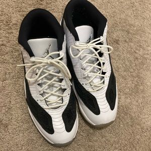 Jordan 11 IE Concord